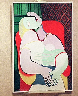 Pablo Picasso “Le Reve” / elbow
In 2006, casino mogul Steve Wynn agreed to sell this 1932 Picasso to fellow art enthusiast millionaire Steve Cohen. The selling price was $139 million — then the highest in history for a piece of art. Two days after the agreement was reached, however, Wynn (who suffers from an eye disorder that affects his peripheral vision) was entertaining friends at his Las Vegas casino when he accidentally thrust his right elbow through the canvas, leaving a silver-dollar-size hole. As a result, Wynn and Cohen agreed to invalidate the sale. The work was able to be restored, but its appraised value fell to around $80 million.
