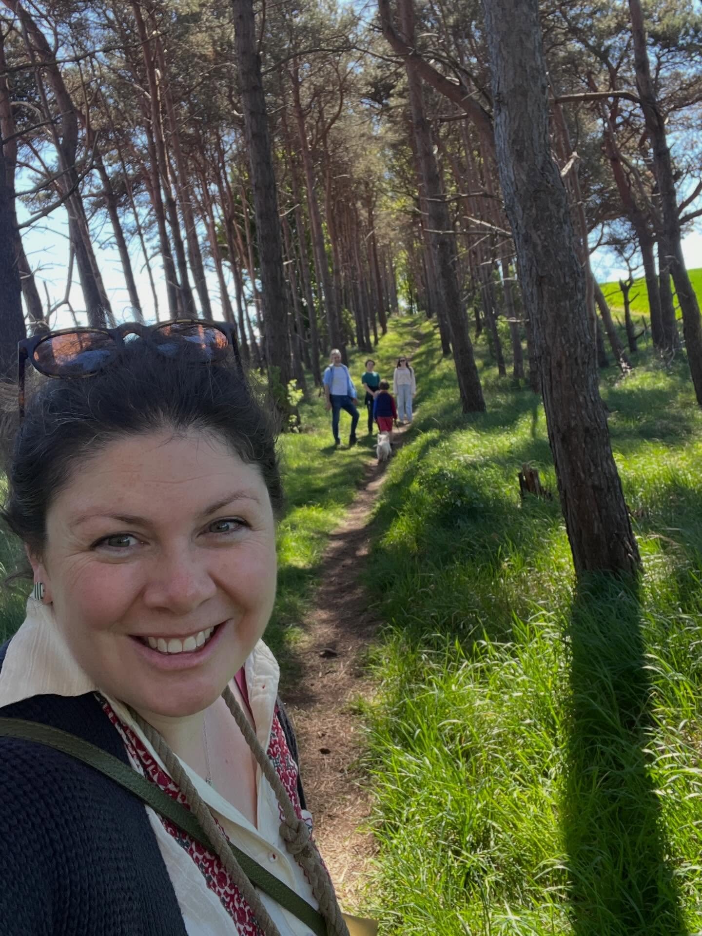 Just wanted to capture a little of the last week before the images get lost in my camera roll. It was a good week, of birthday fun (for myself and Mary), beautiful gardens,wonderful food and lots of creative play! The very best kind of week. Photo de