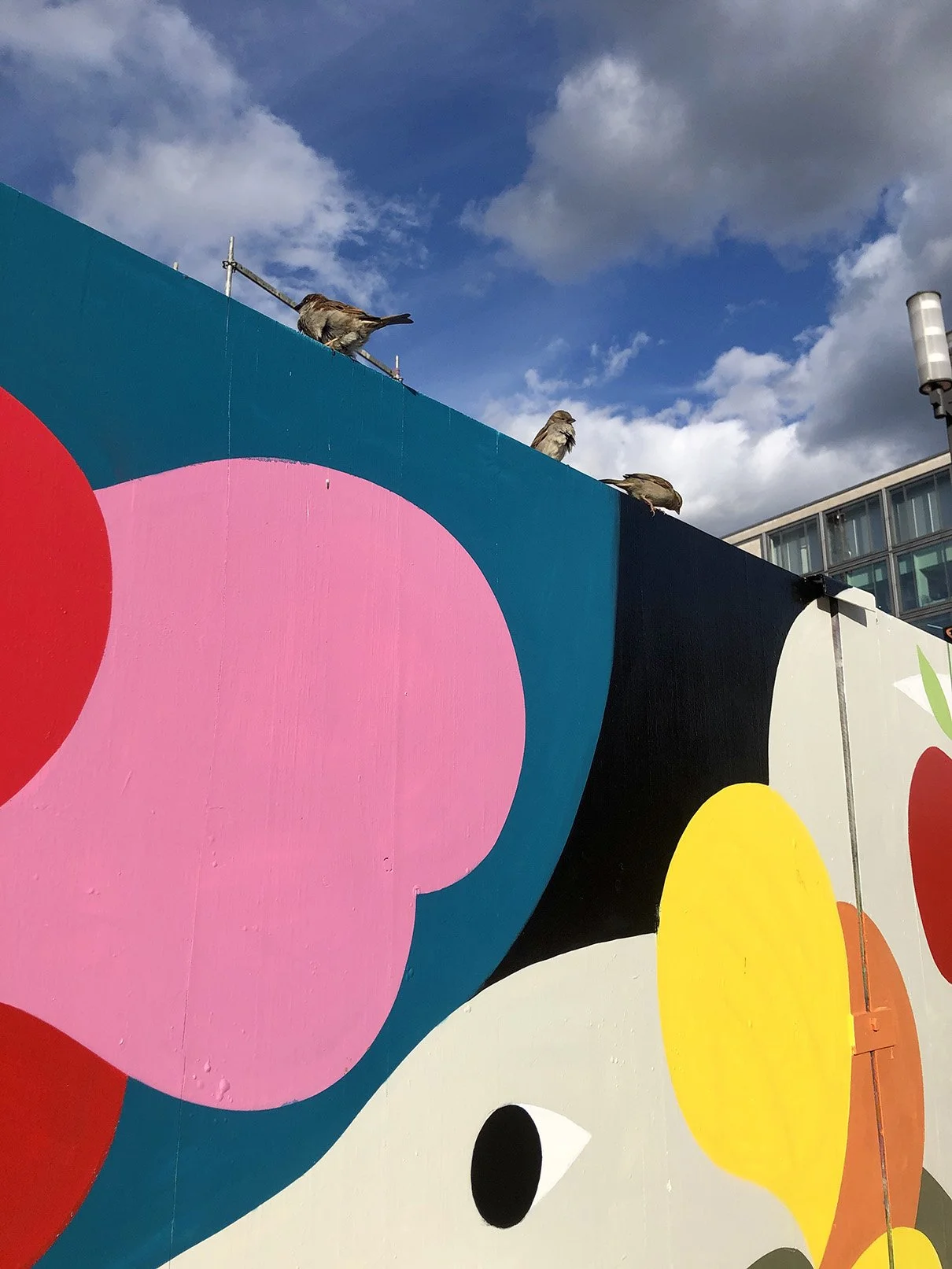 clayton-junior-mural-a-fence-berlin-03.jpg