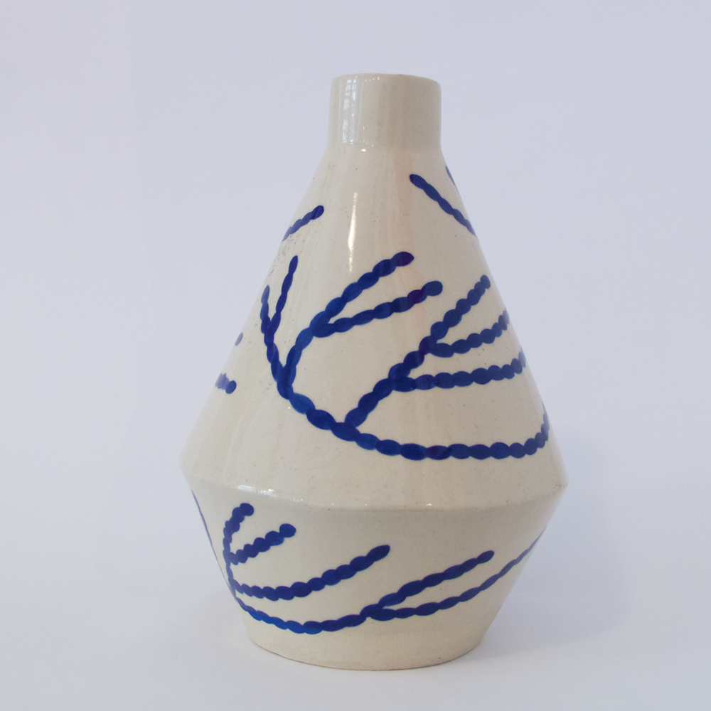 Large rocket vase - Sophie Alda 2.png