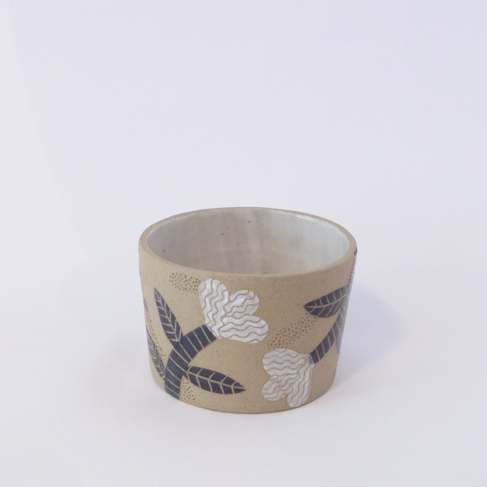 Bird pot white .png