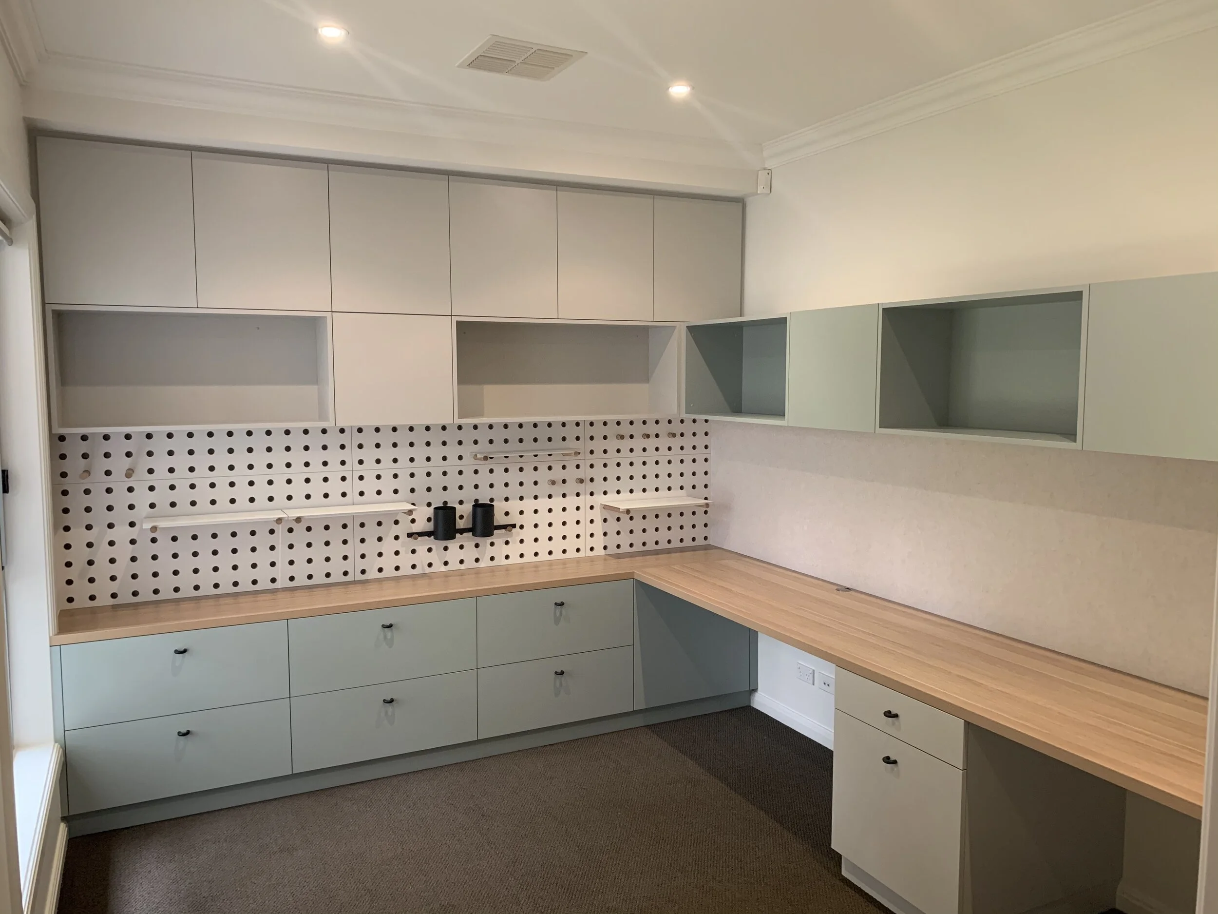 IMG-0744 home office.JPG