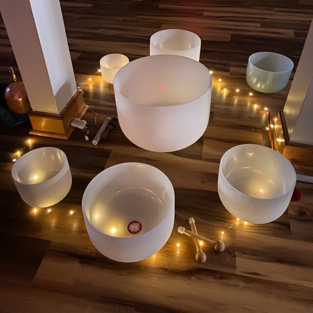 Crystal Bowl Sound Healing Meditation 