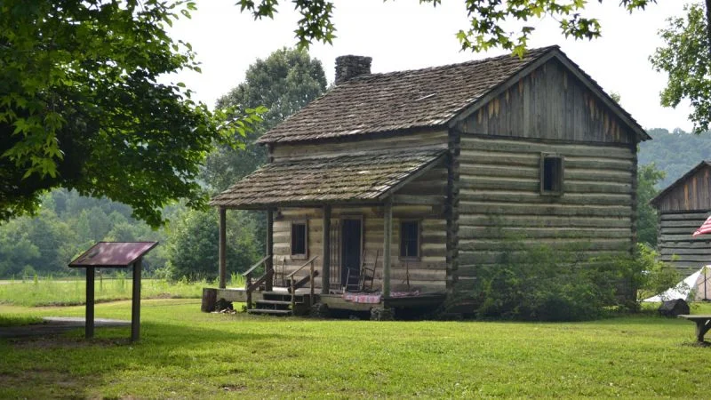 red-clay_cabin__full.jpg