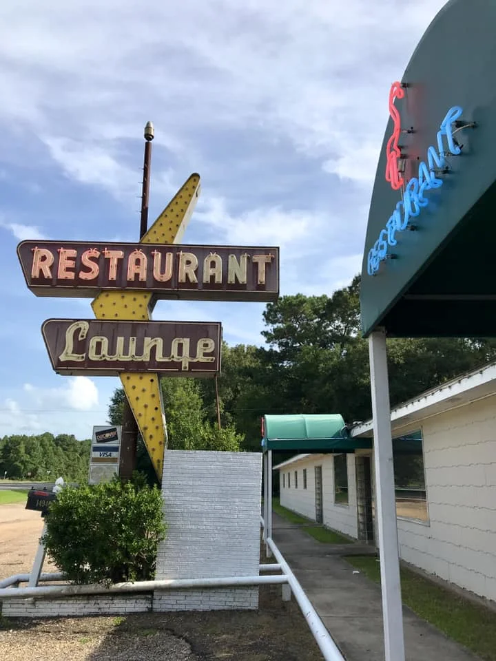 68420435_860673564306265_7386642161917231104_n.jpg