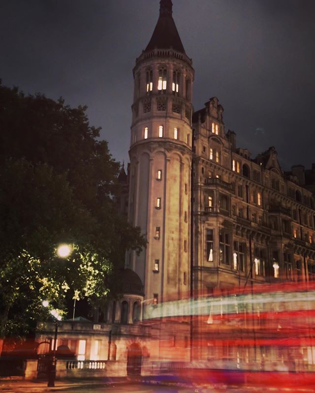 ✅ Wicked castle-looking building
.
✅ London double-decker city bus
.
✅ light trail
.
🙋🏼&zwj;♂️: who hasn&rsquo;t taken this shot when in London?
:
#London #travel #citybus #doubledeckerbus #lighttrails #actorslife
