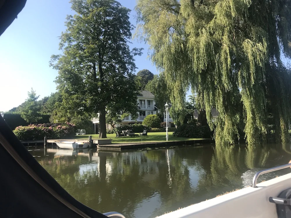 Bootjevaren op de Linge