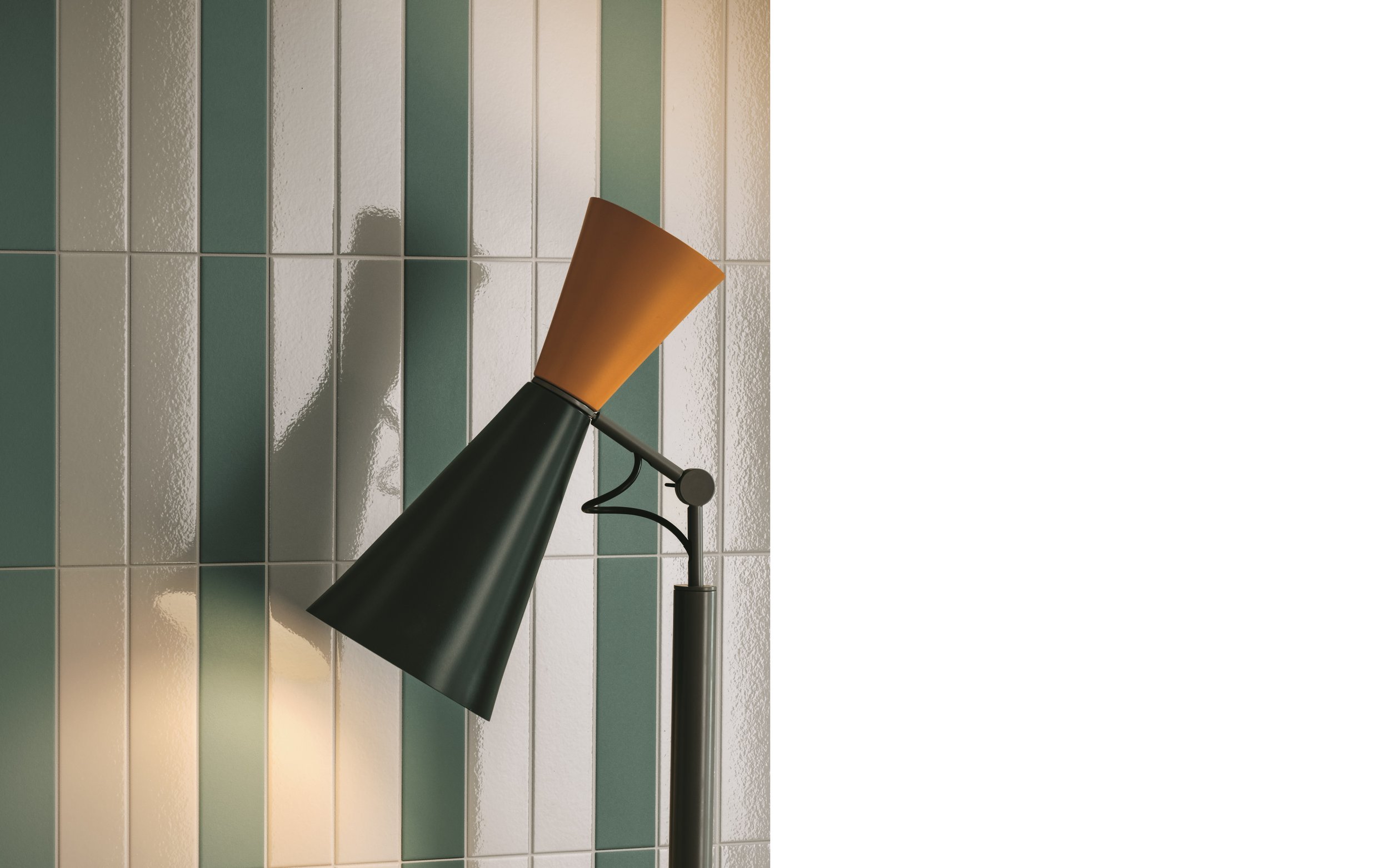 FOREVER COLOR WHITE-GREEN.jpg