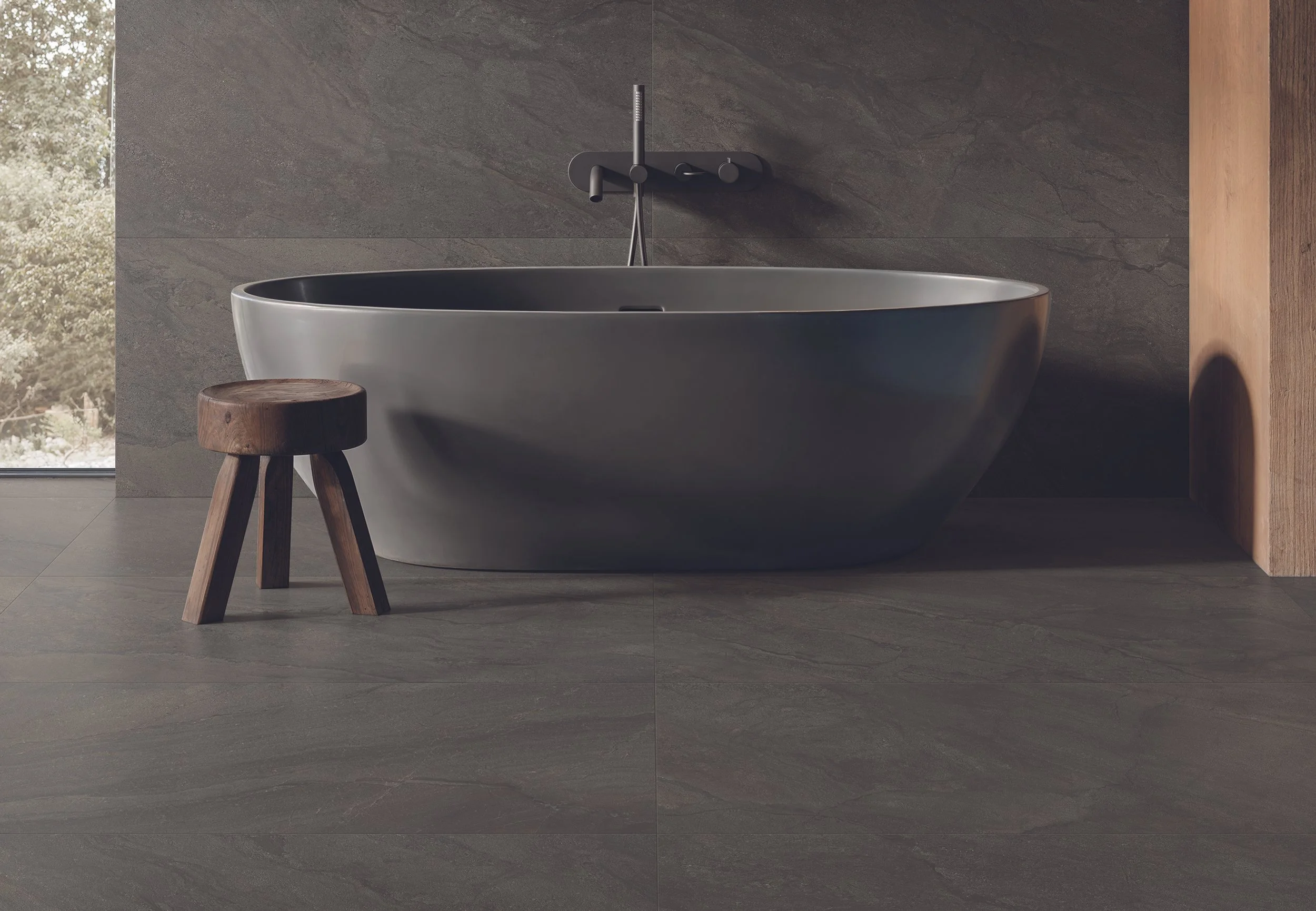 PietraOrosei 60x120 Grigio Bruciato Mosaico Muru Amb Bagno_part.jpg