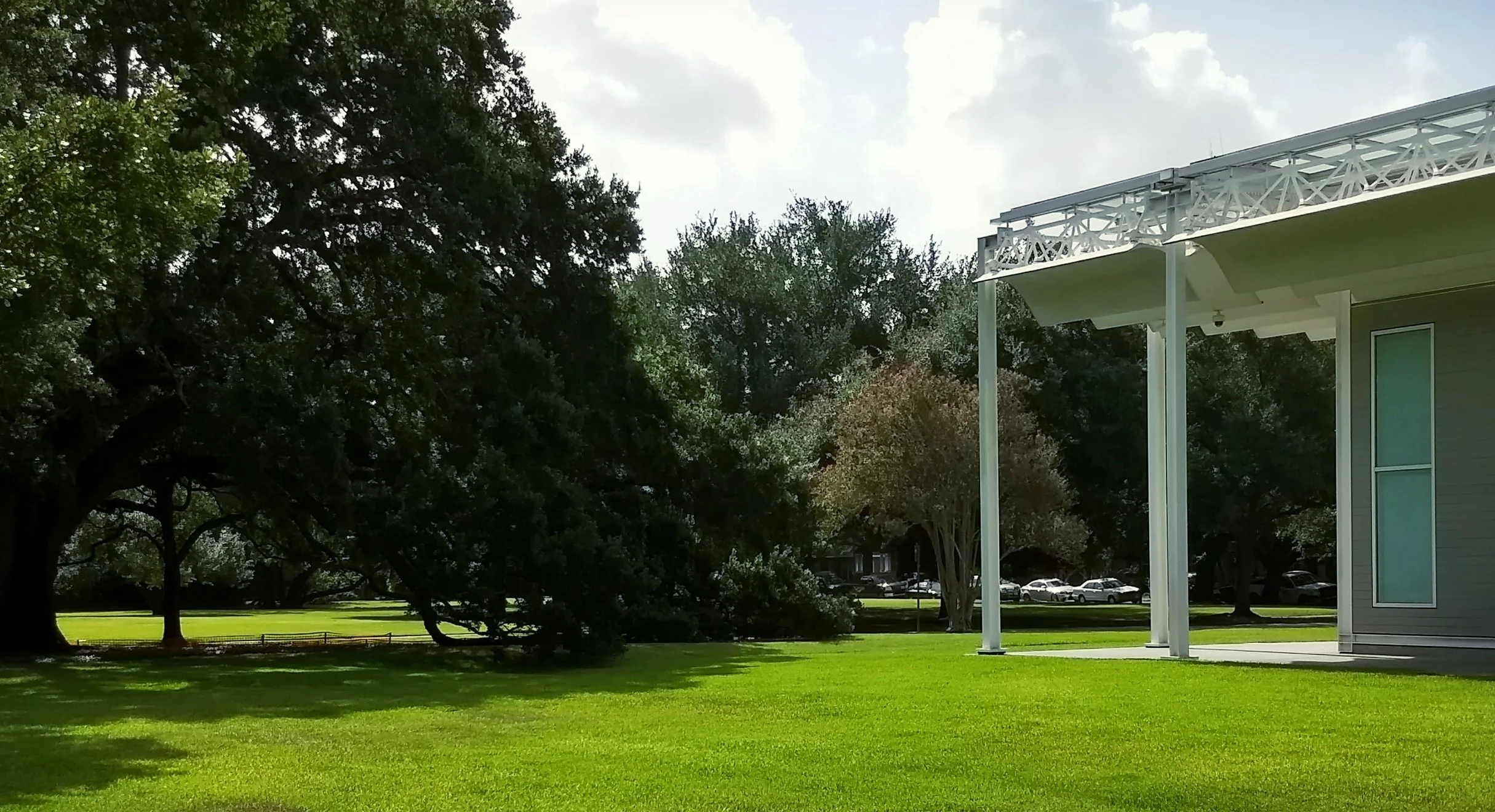 neartown-menil-collection.jpg