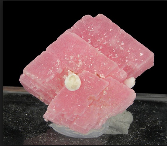 3-Anhydrite-Rhodochrosite mixed crystal.jpg