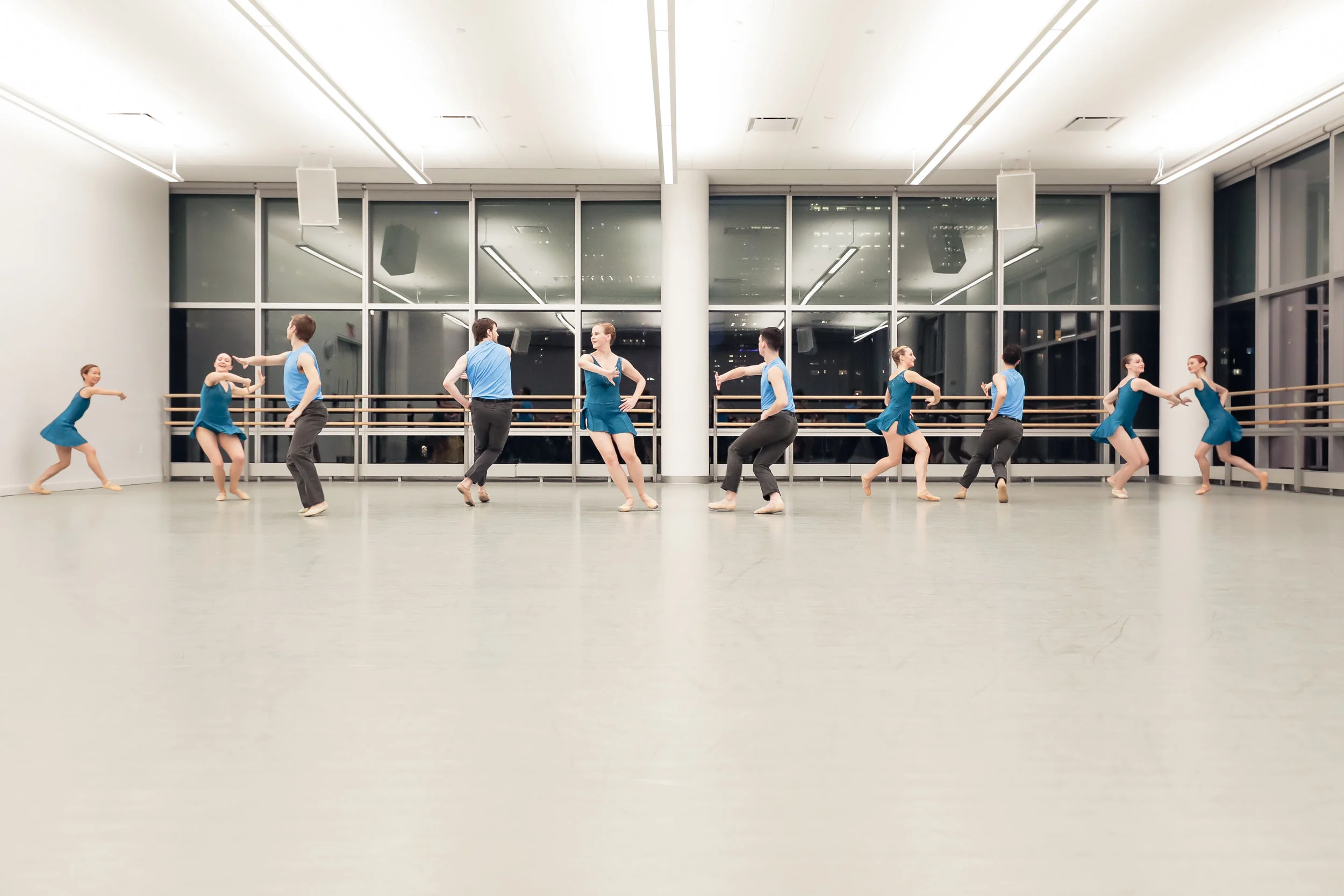 “Treize En Jeux” Photo by Charles Roussel Featuring Wynne Huo, Gwen Gussman, Justin Faircloth, Daniel Mantei, Corinne Hart, Phil Strom, Lila Simmons, Chad Balen, Emma Pajewski, Sabrina Karlin