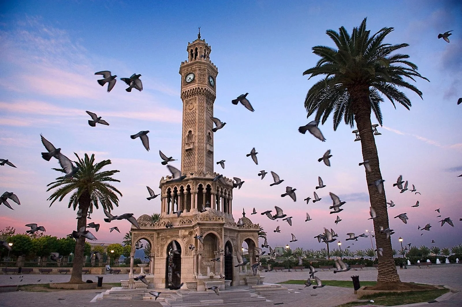 IZMIR.jpg