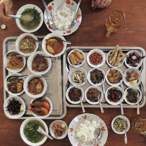 A Somewhat India-Thai Fusion, Colors and Flavors Lacked No Richness