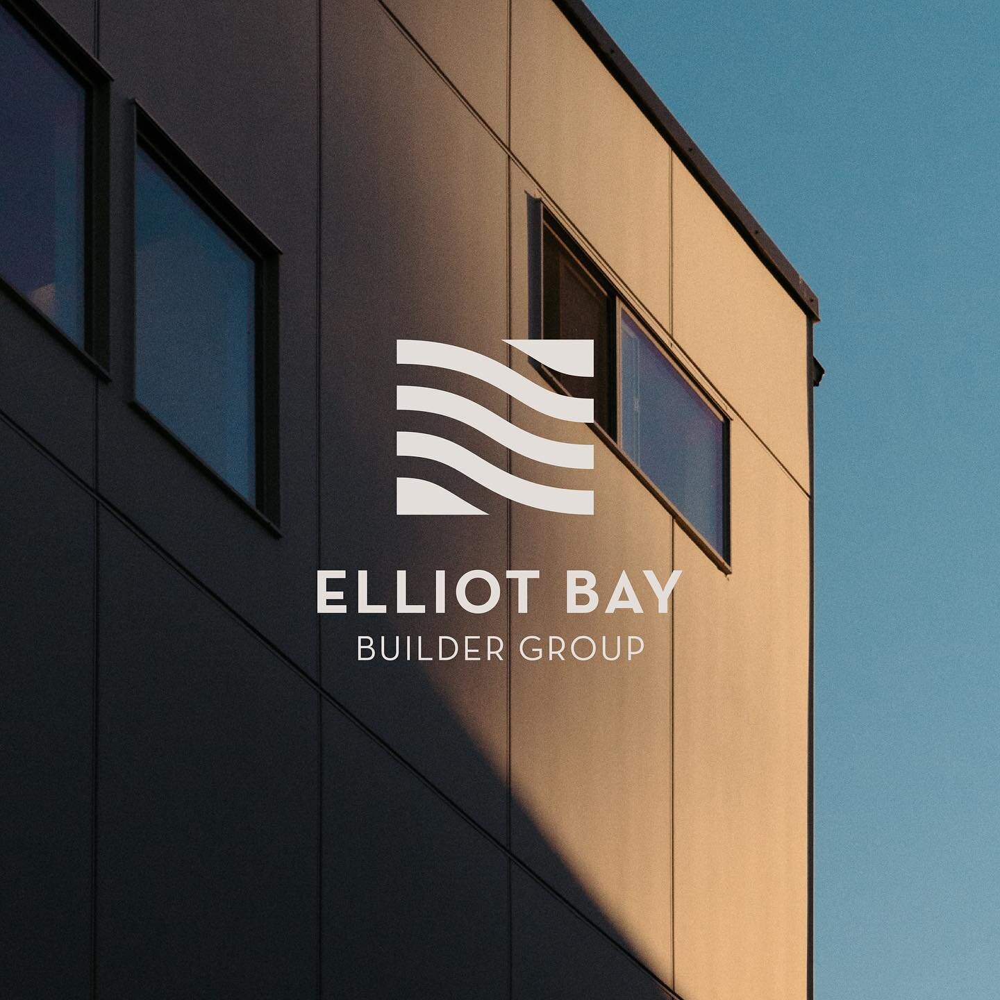 Logos tell a story at first glance. This logo tells a story of the balance between structure and movement,  like a perfect wave or body of water. Perfect for an approachable builder from the Puget Sound on a mission to create quality structures with 