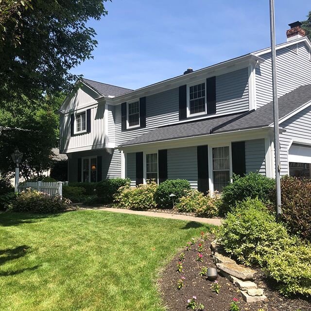 This house was in dire need of a complete exterior makeover.  The siding, wood trim, and wood deck was power washed and thoroughly hand scrubbed and then sanded before hand brushing Sherwin Williams super paint.  With spring just around the corner gi
