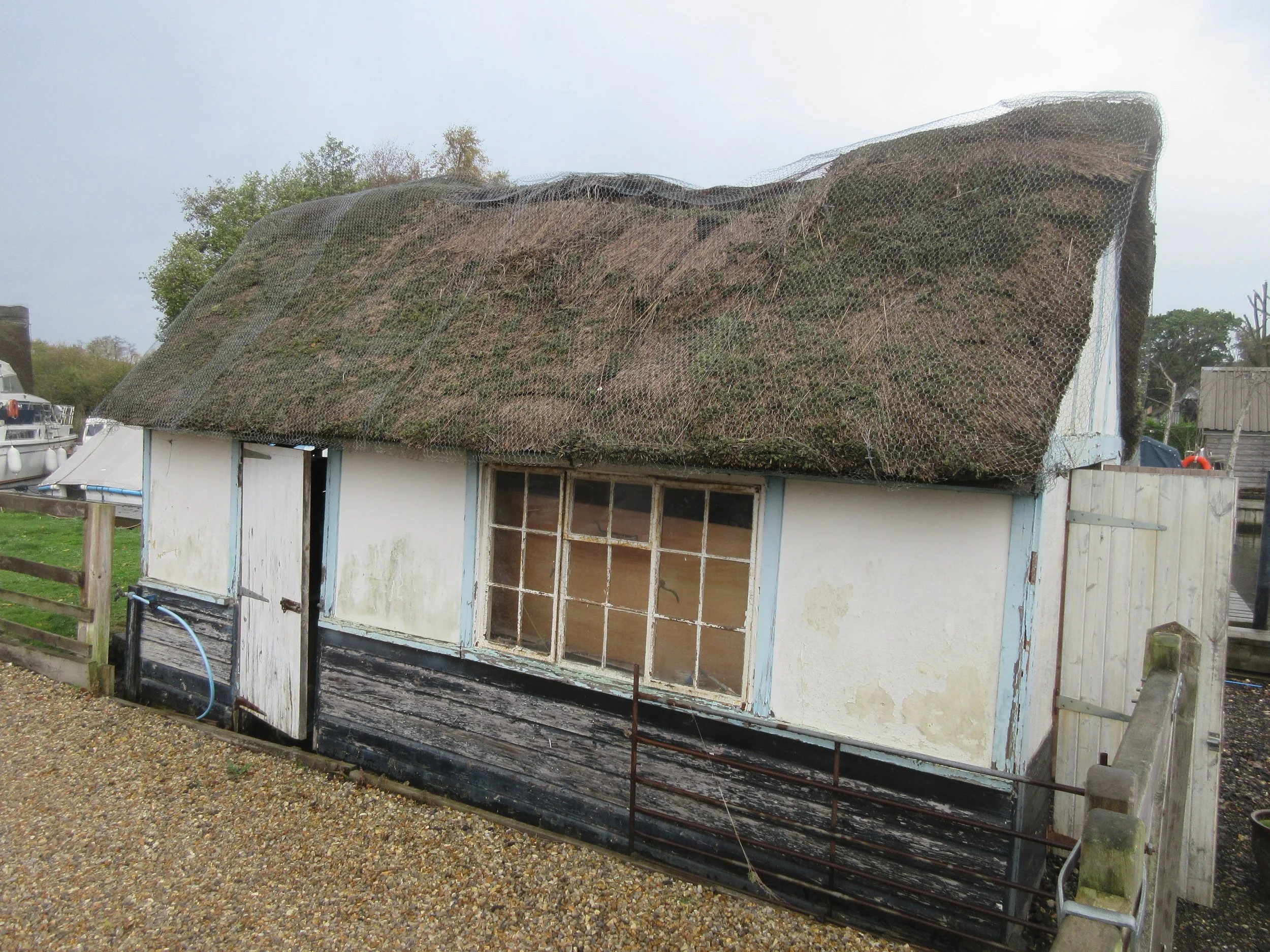 Planning Application for new garage, moorings &amp; quay heading