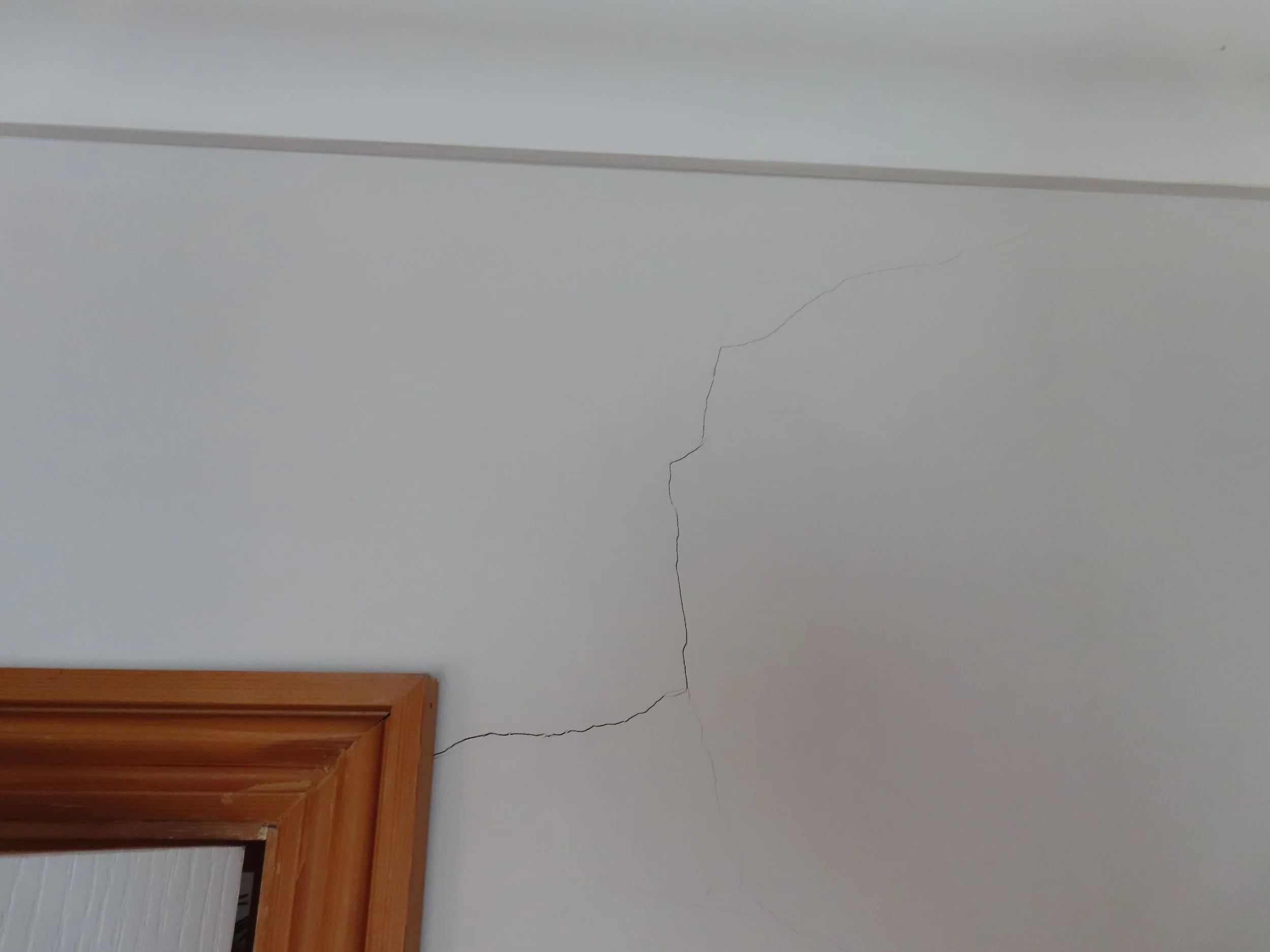 Defect Diagnosis - Reported cracking