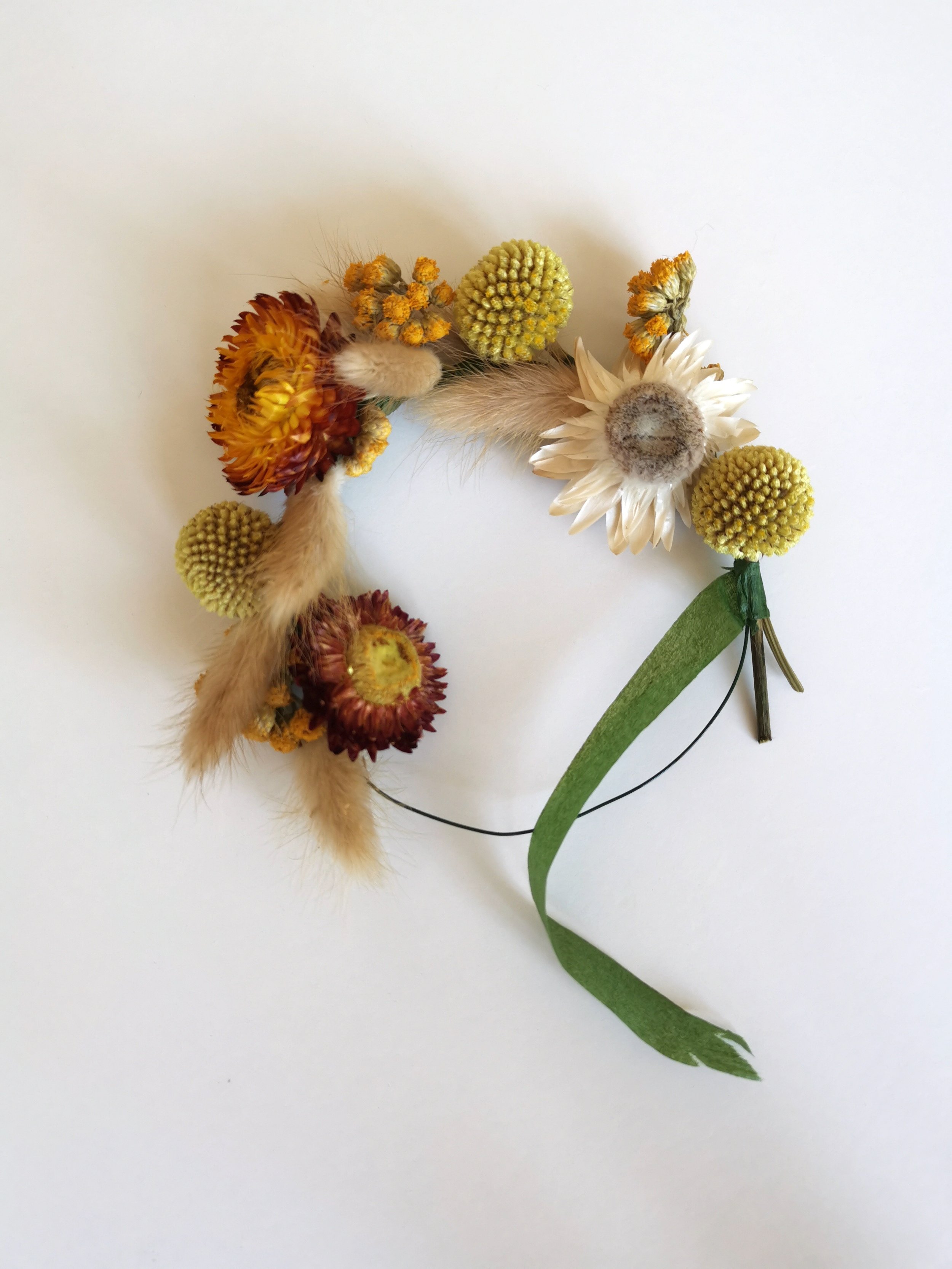 DIY mini dried flower hoop Webb and Farrer11.jpg