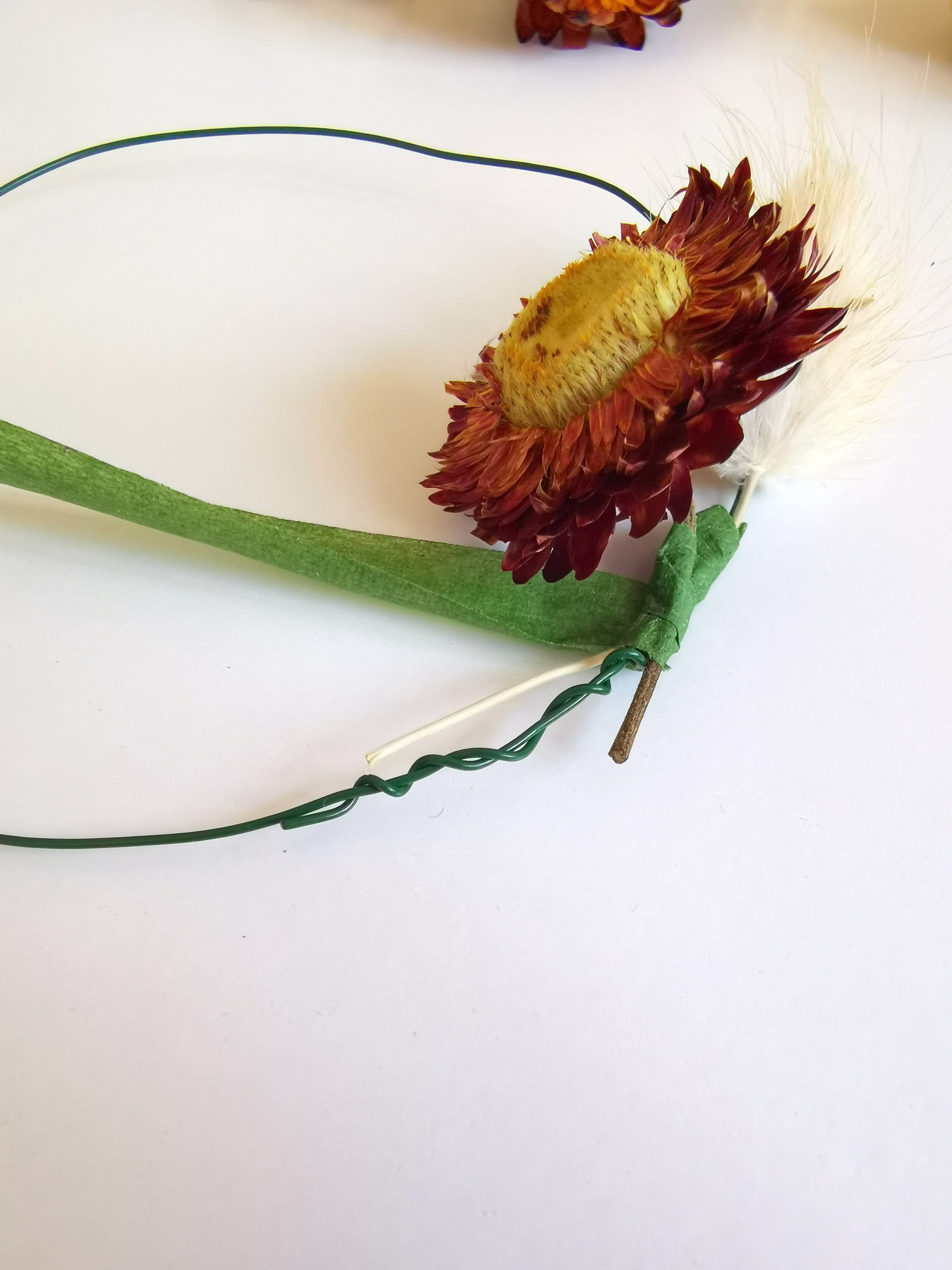 DIY mini dried flower hoop Webb and Farrer4.jpg