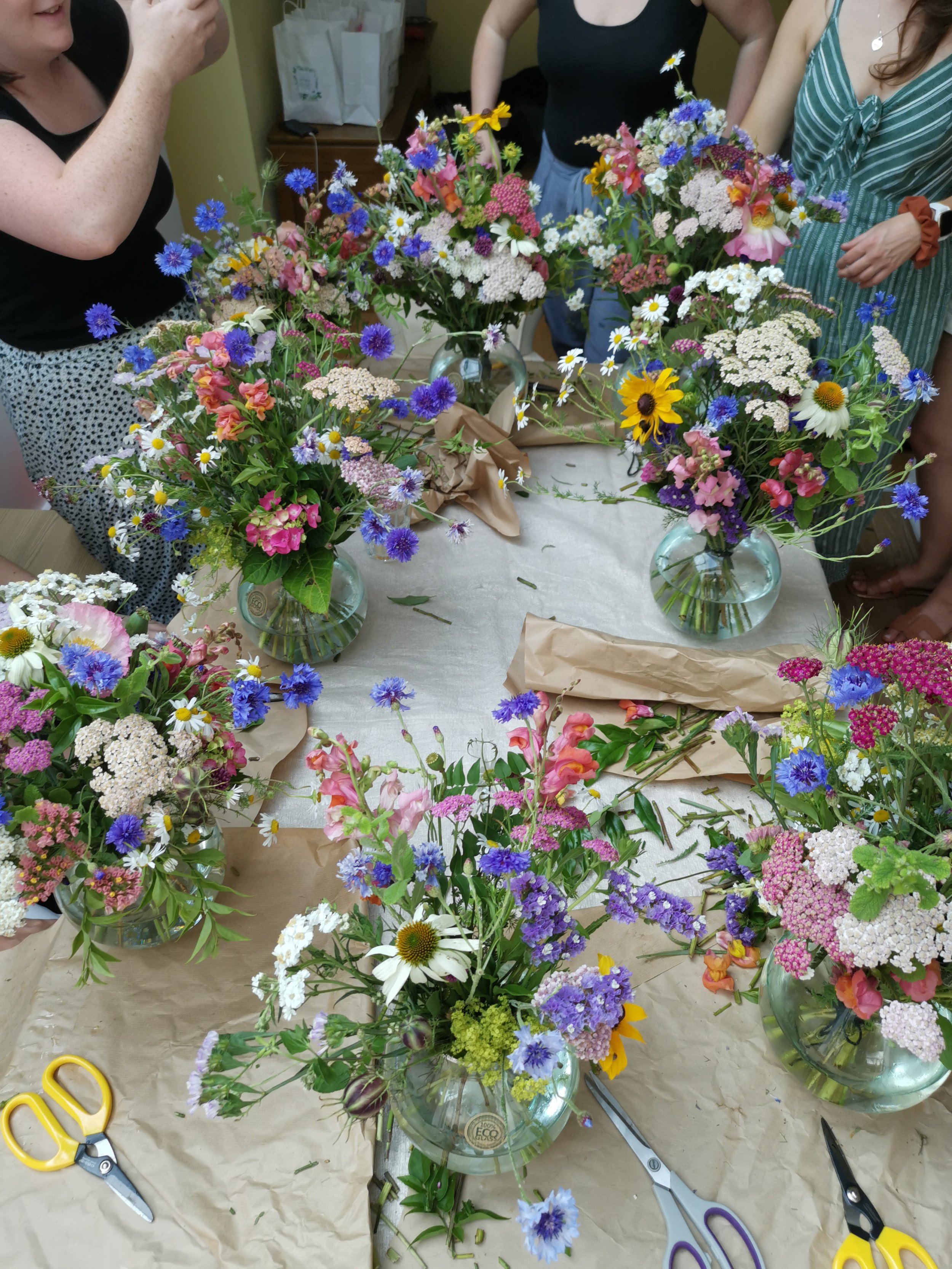 flower arranging in a vase workshop Brighton Webb and Farrer1.jpg