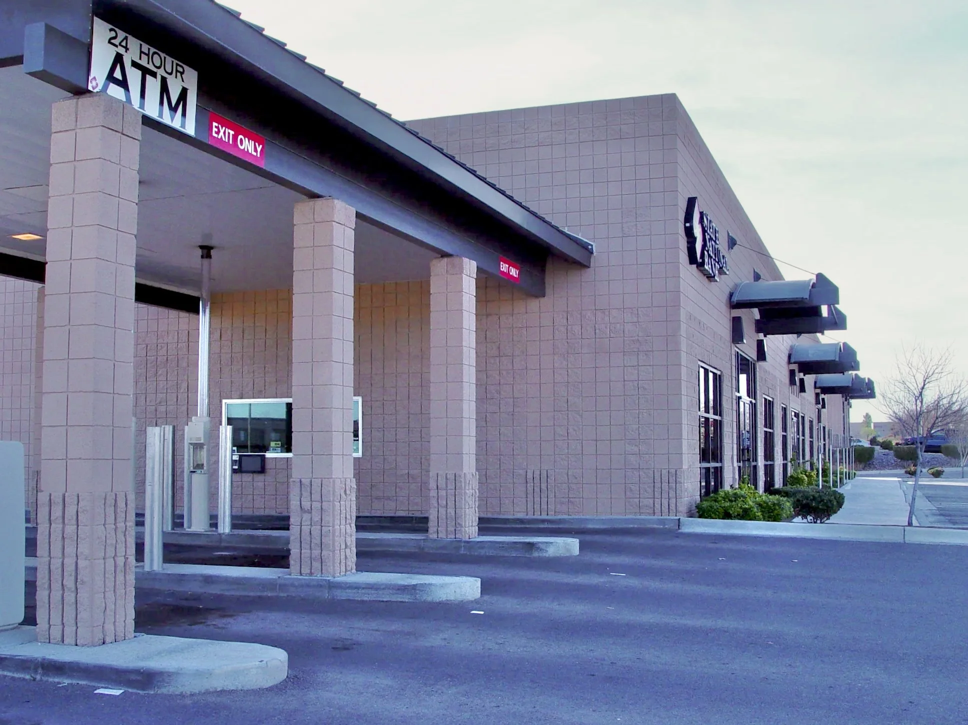 Santa Teresa Commercial Lease Facility