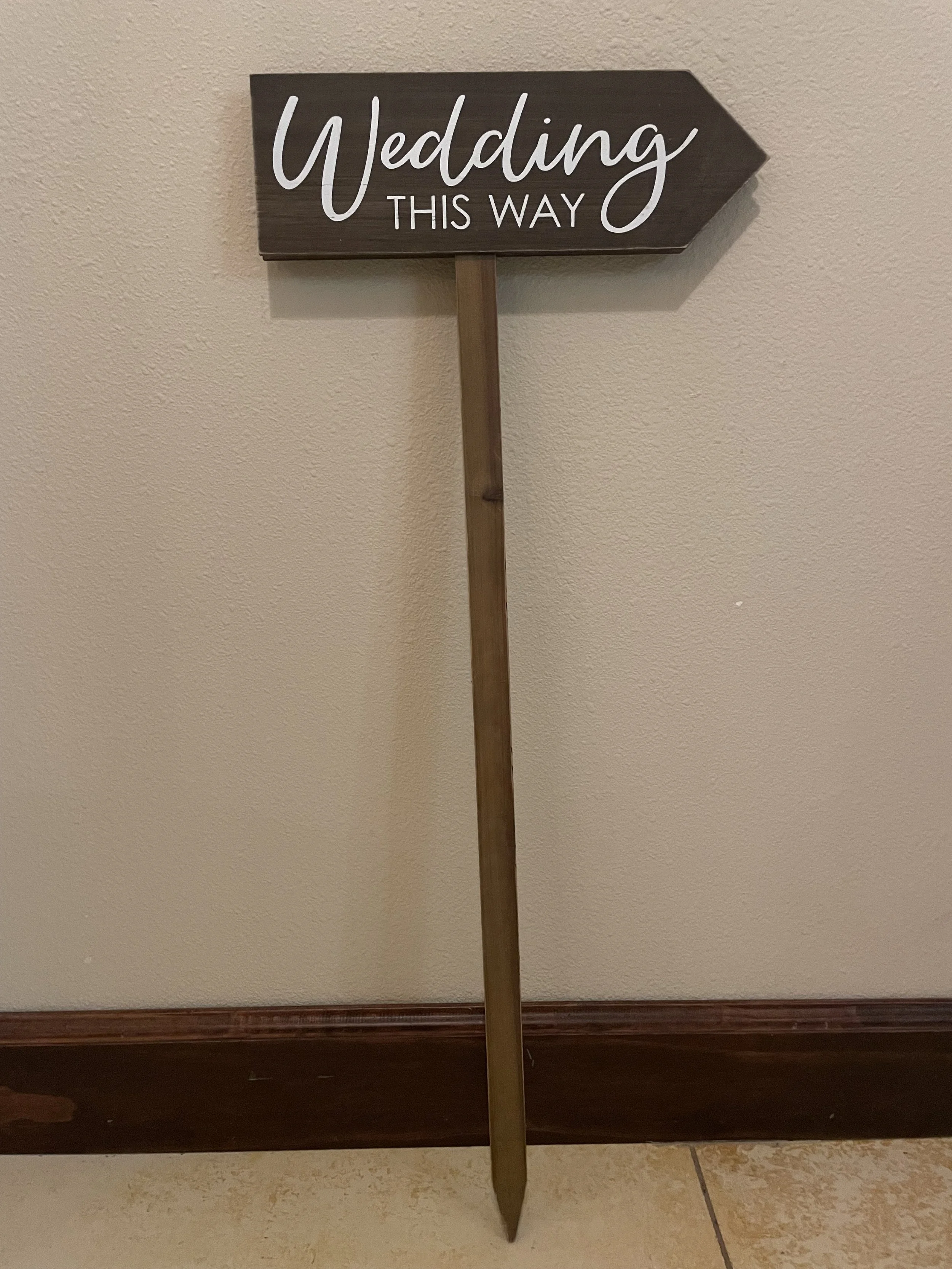 This way sign- Decor.jpeg