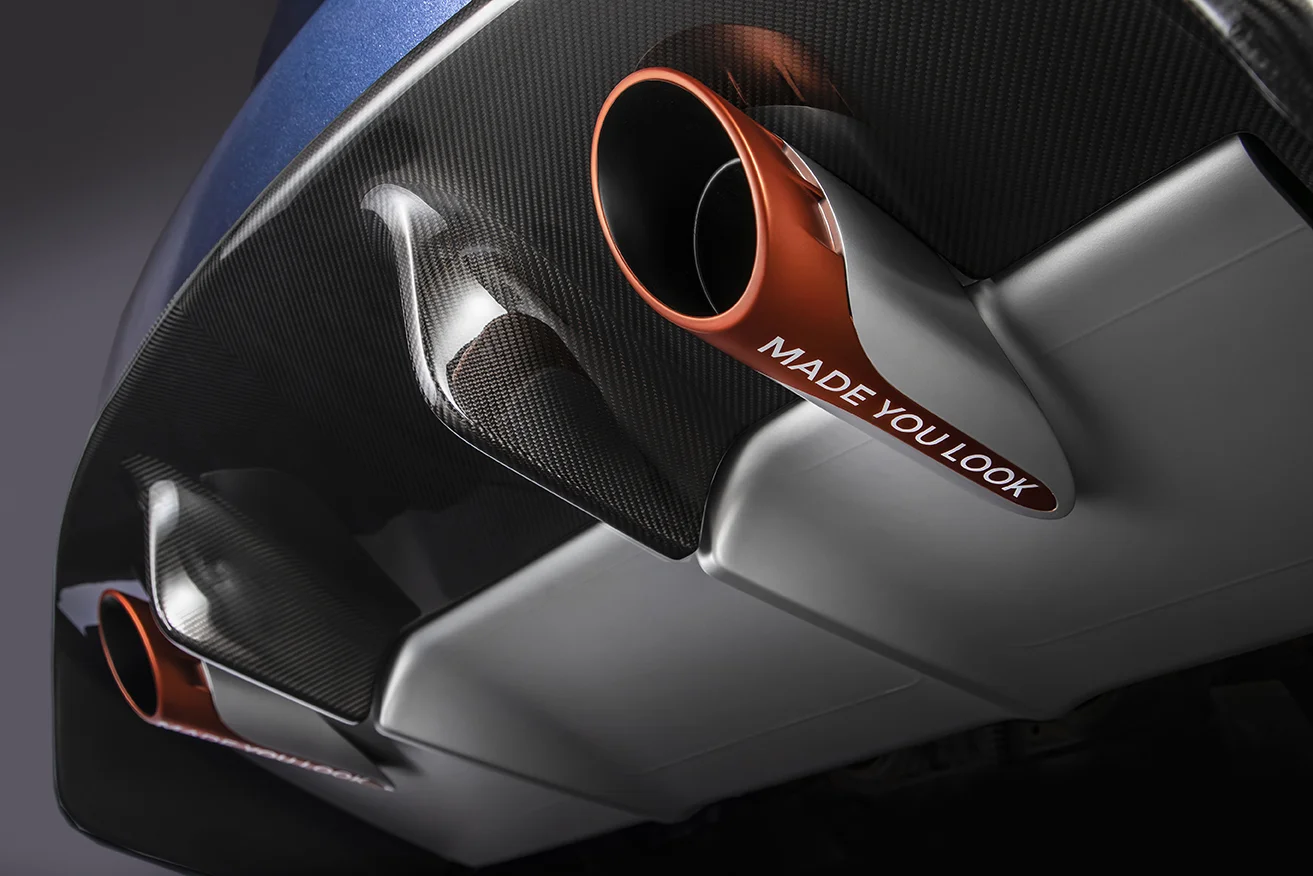 Aston+Martin+Vanquish+25+by+CALLUM+exhaust.jpg