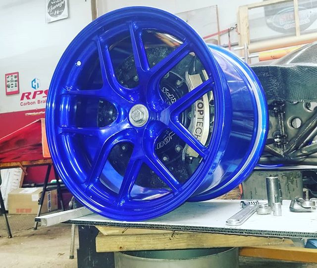 It's slow #progress, but it's a great centerpiece while working in the shop.  So glad to see #hrewheels attached to #002.  And the @rpscarbon #carbonfiber brakes. 
#codylovelandracing #affinityaero #rpscarbon #eibach #obomotorsport #pegasusautoracing