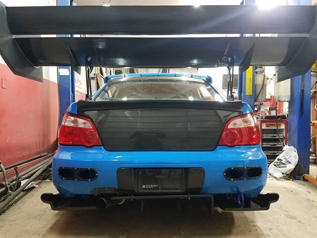 The guy she told you not to worry about, vs you.  1150lbs (522kg) of #downforce at 125mph(200kph) for this #timeattack #subaru #sti with our #affinityaero #pp78 rear #wing.  Yes it's just mocked up, chassis mounting is absolutely crucial for this #mo