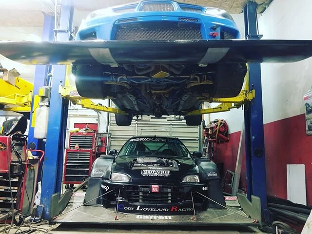#aero #flex strong with @beastie_hatch and the #unlimited #Subaru #sti #timeattack build.  Ton of work behind us, more ahead of us as we wrap it up next week. 
#affinityaero #codylovelandracing #carbonfiber #lightweight #downforce #frontwing #wtac #g