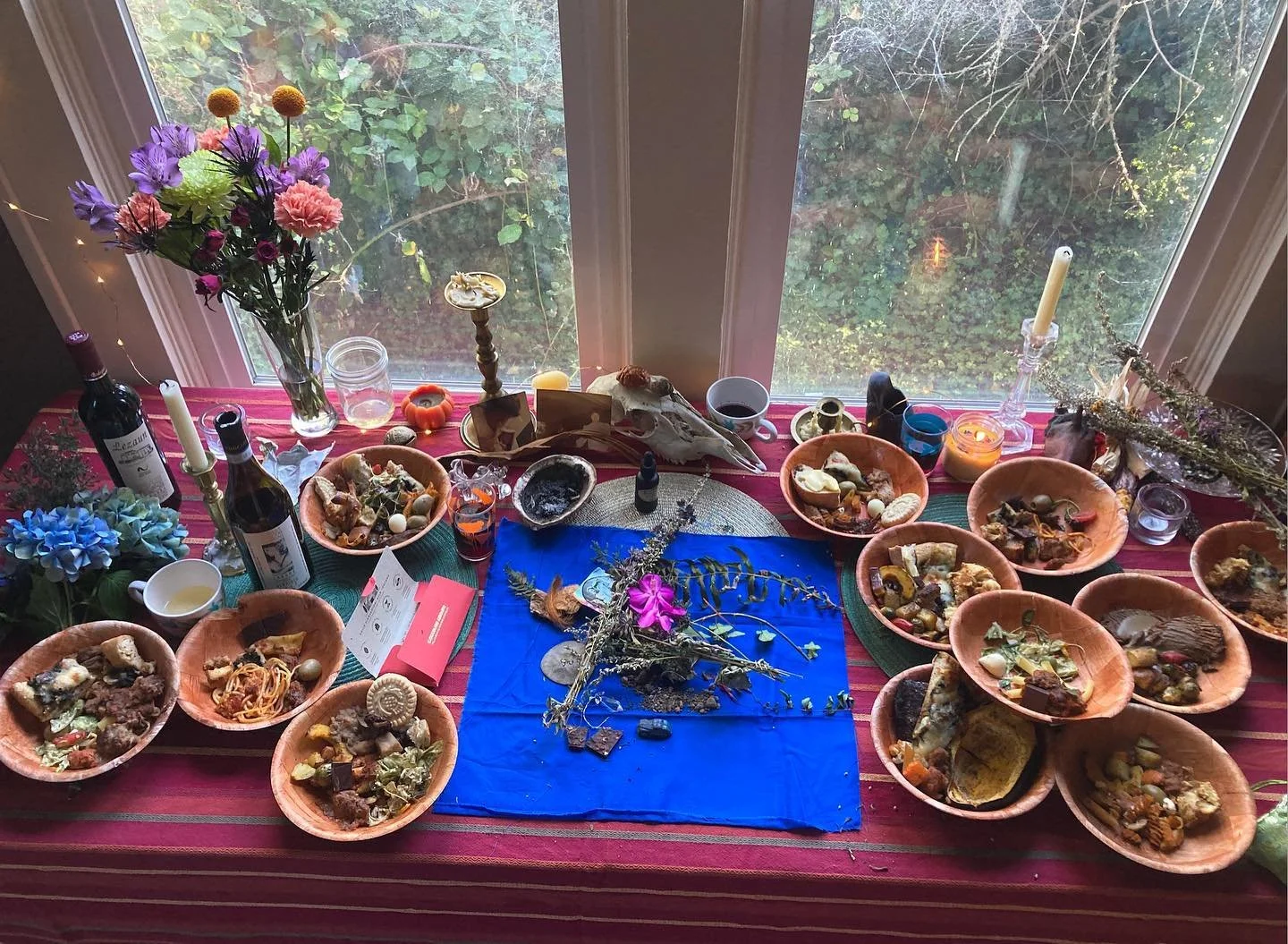 FEAST MAKING for the ANCESTORS 

On 🐢🏝️ tomorrow many will be gathering with family and preparing big feasts in celebration of this so called day of grattitude. As one who walks and lives within paradox I honor the human desire to gather, to be tog