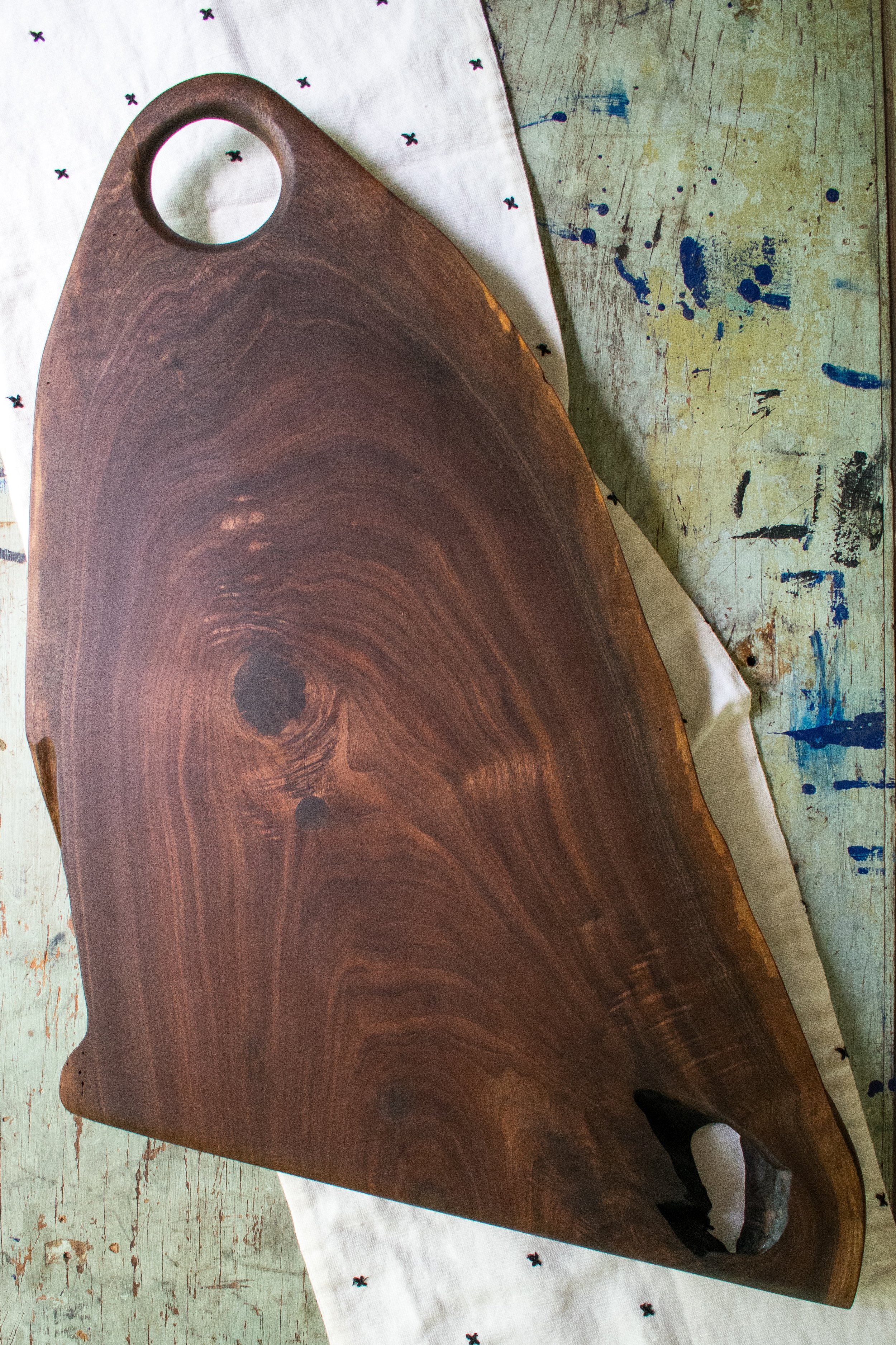 Live Edge Charcuterie Board (Walnut)