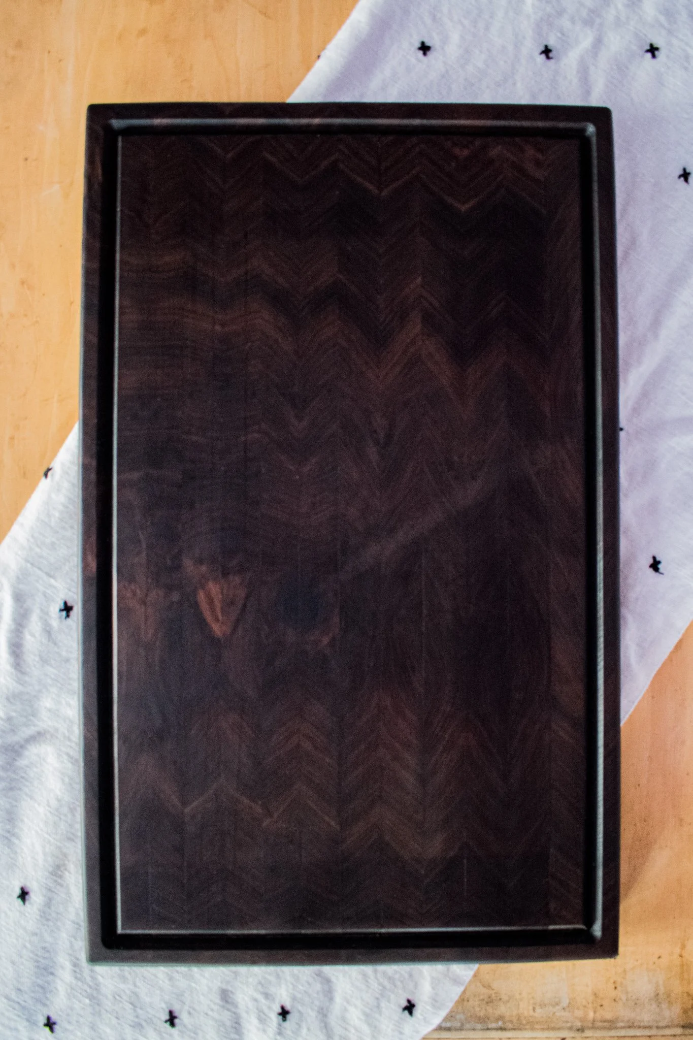 Live Edge Cutting Board With Juice Groove (Cherry) — Appalachian Revelators