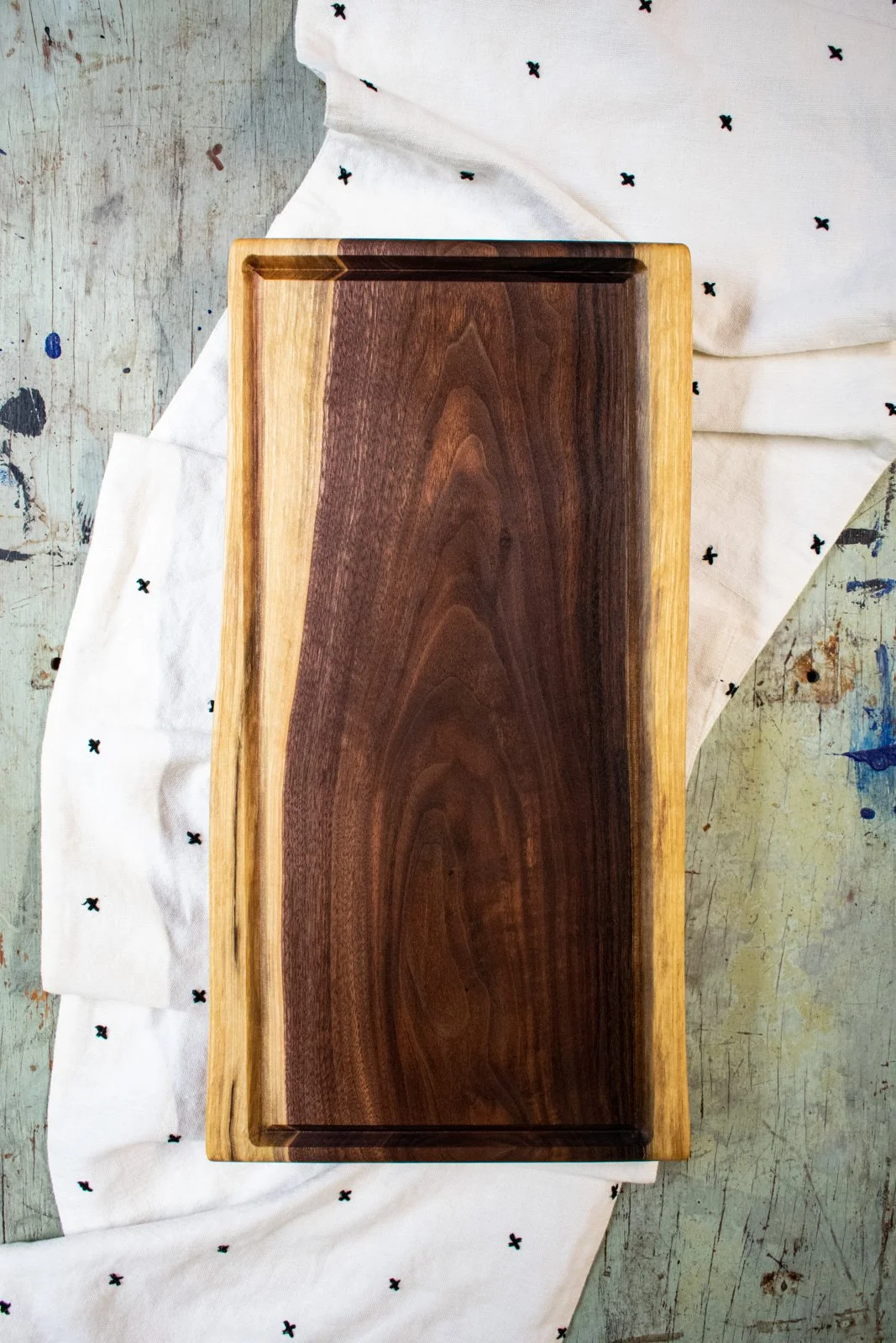Live Edge Butcher Block With Juice Groove (Walnut)