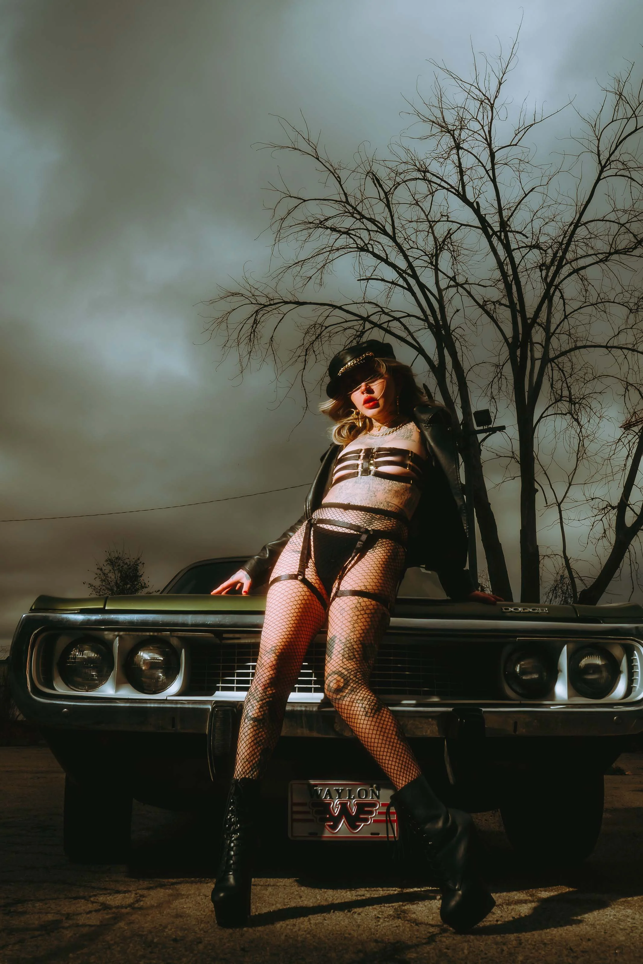 211126_938-Boudoir-Photography-Calgary-Cally_Nicole.jpg