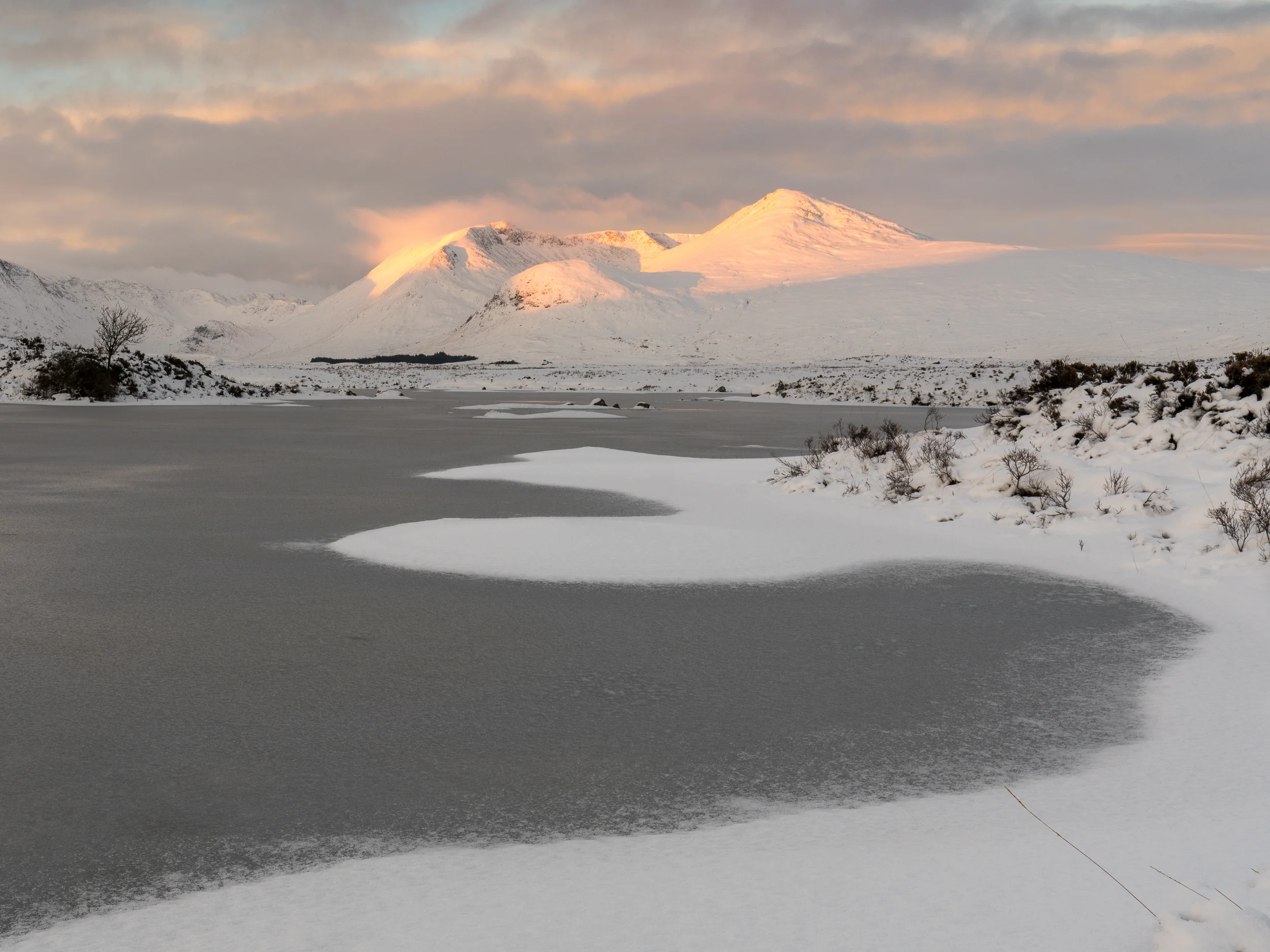 lochan na h-achlaise