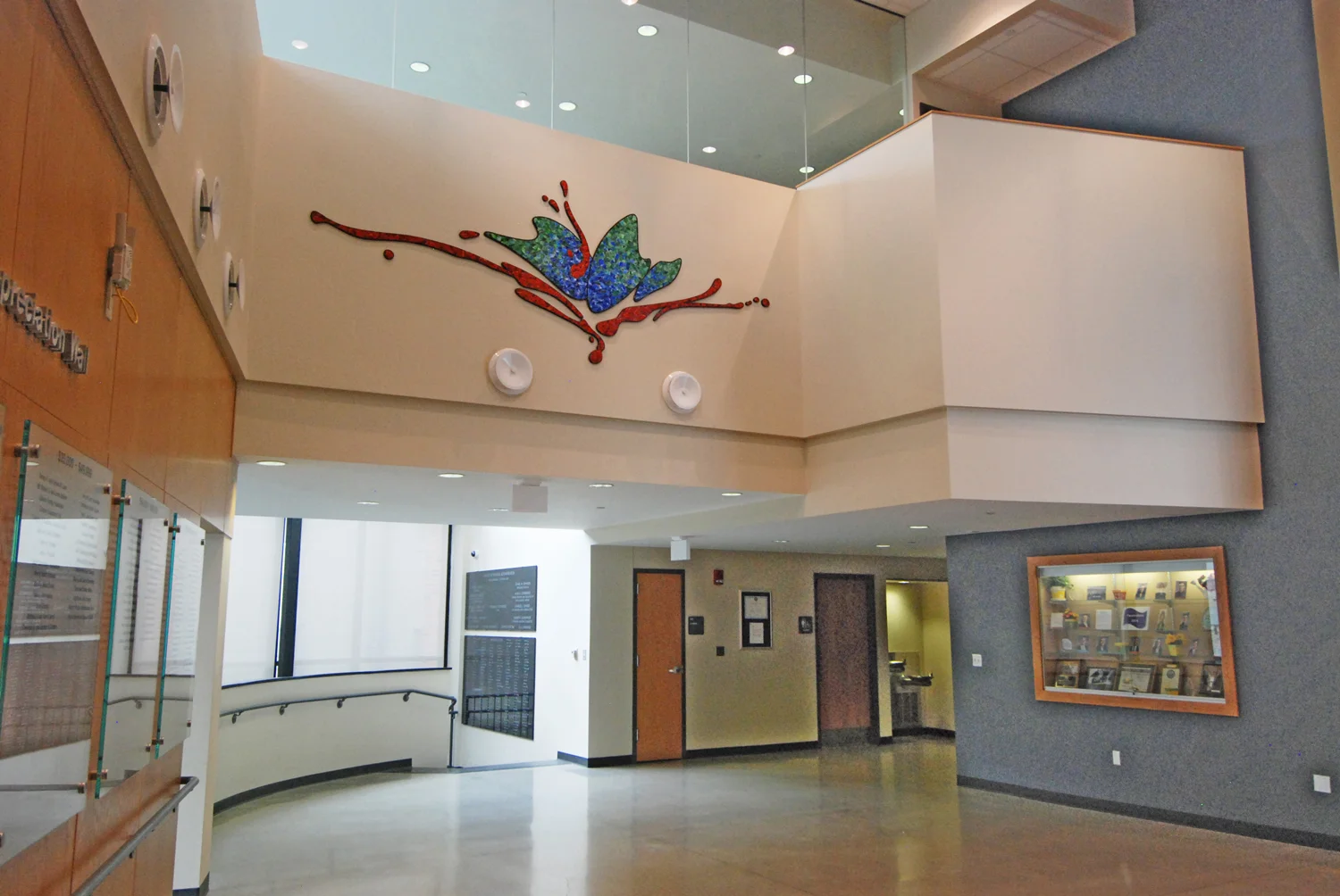 Companion mosaic on opposite wall: "The Arrival". 12'6" x 4'6" x 1"