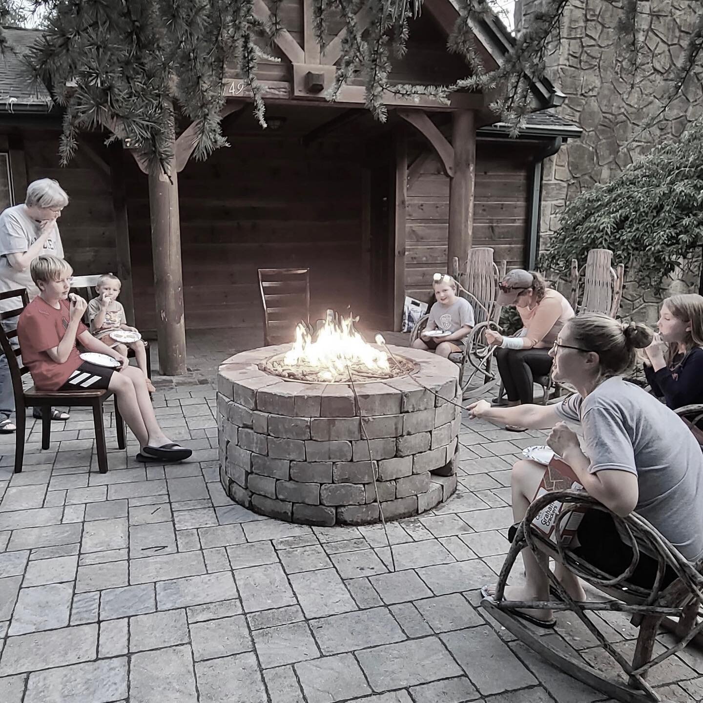 Fall is here and so are evenings by the fire! Check out my thoughts on them here.
LINK IN BIO ☝️☝️☝️
&hellip;.Be prepared, in the few months I have taken off from writing there certainly are a lot of them!
.
.
.
#allofthedays #writerlife #blogger