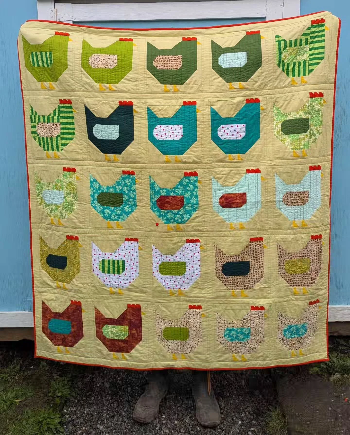 I've been doing a lot of quilting over the past year.  I finished this one just in time for Christmas last year and I'm really pleased with how it turned out.  It was gift for my son who loves birds and what is better than Christmas chickens! 

The p