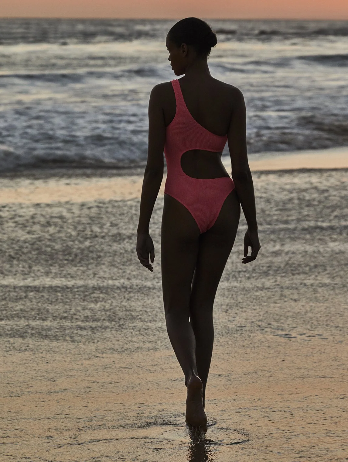 220224_Elle_Italia_Swim_07_03593 copy.JPG