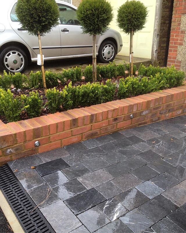 Driveway complete ☑️ #landscaper #paving #driveway #blockpaving