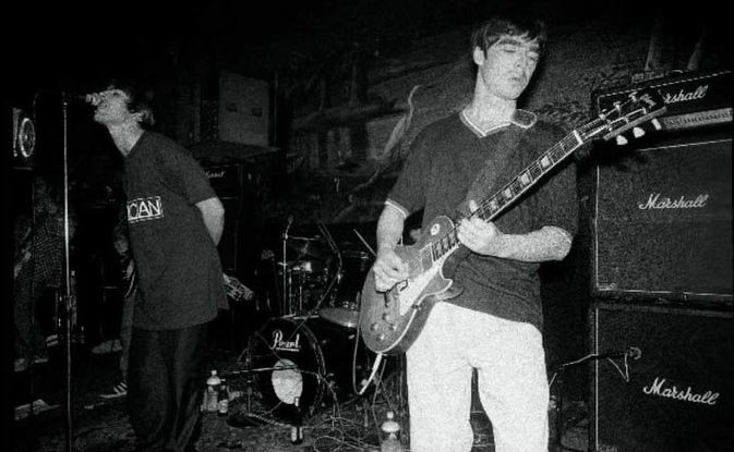 1200px-Oasis_Live_1994_L.A.jpg