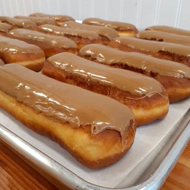 Have you met our maple bar?

Open 7am-2pm
Mon.-Fri.

#donutyouwantmebaby

#PDXEATS

#pdxeats #pdx #pnw #pdxfoodies #donuts 
#food #foodstagram #feastpdx #pdxfood
#foodies #fritter #foodporn #donutyouwantmebaby

Donutorama was included in essential do