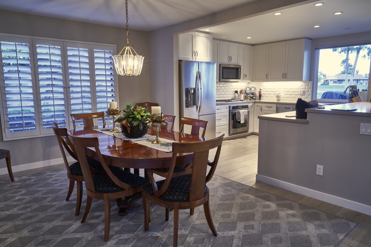 kitchen_wide.jpg
