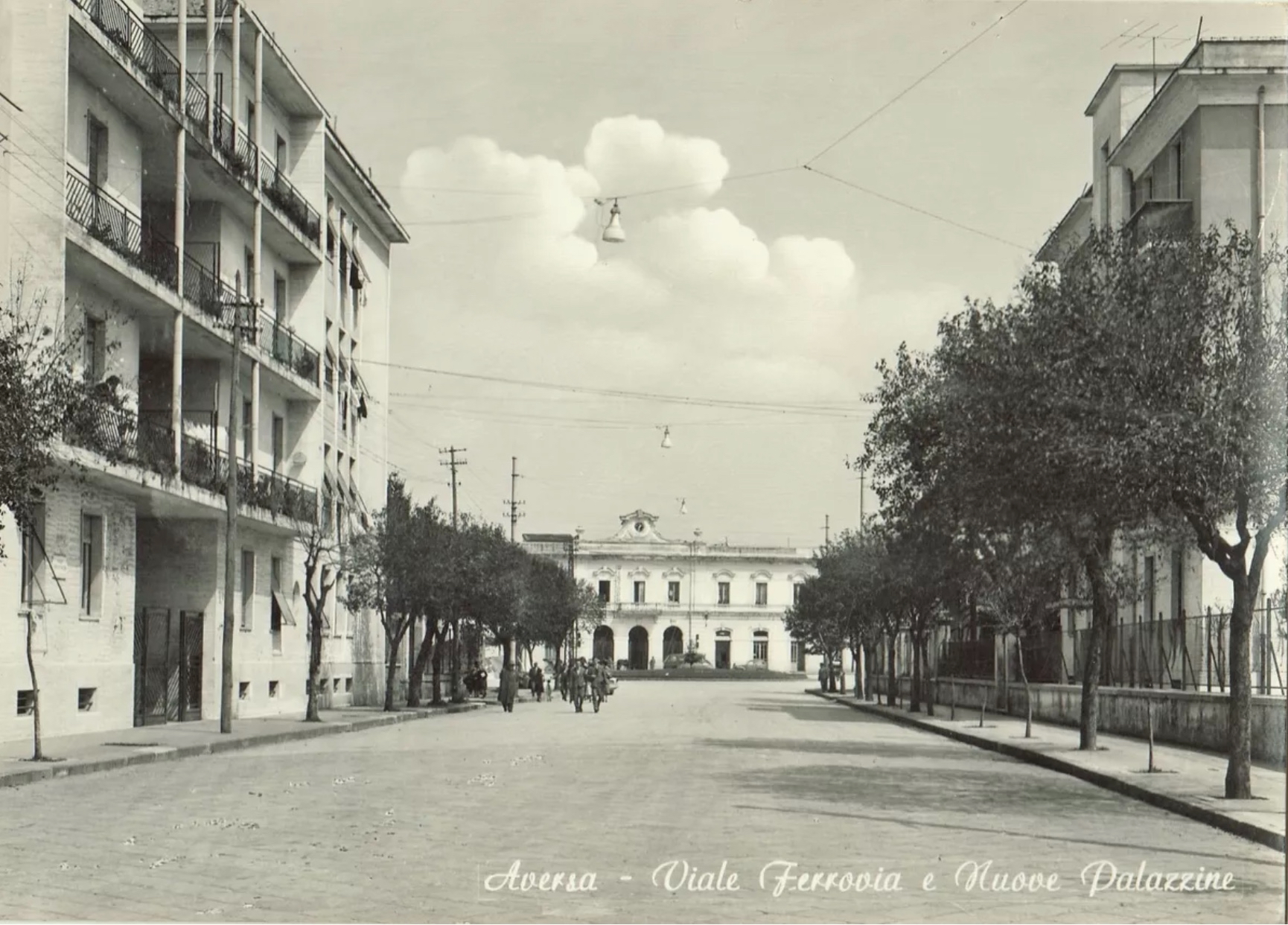 Aversa Stazione Ferroviaria 11.jpg