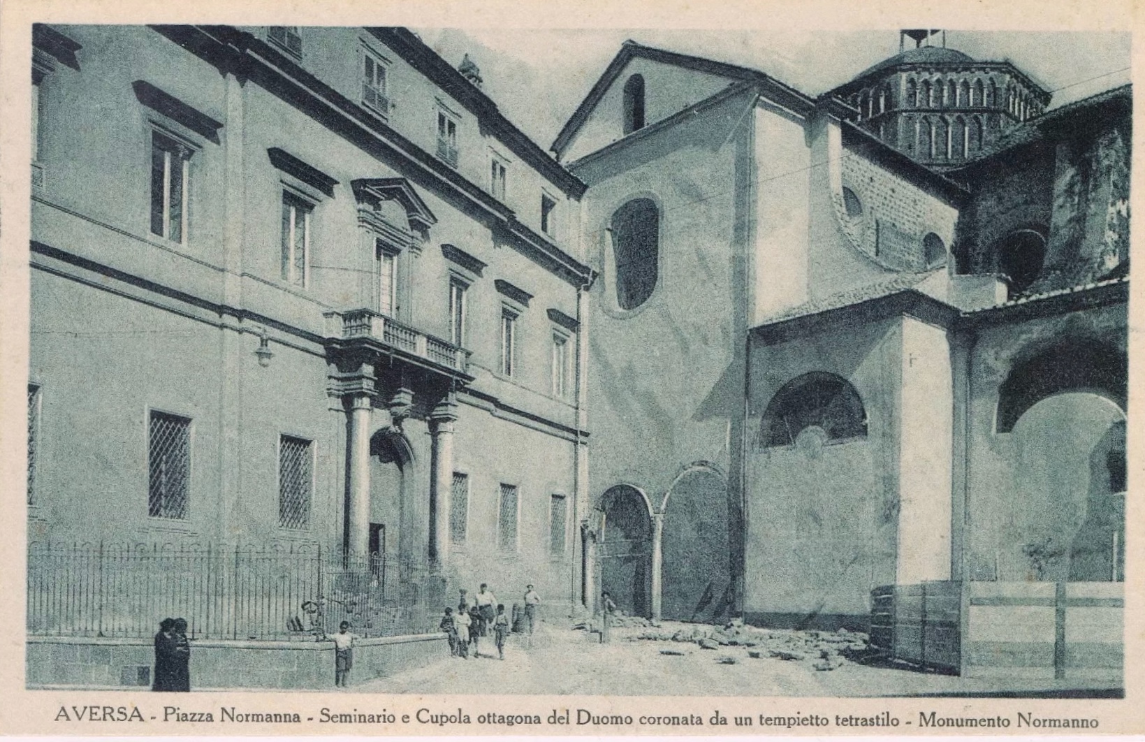 piazza normanna aversa.jpg