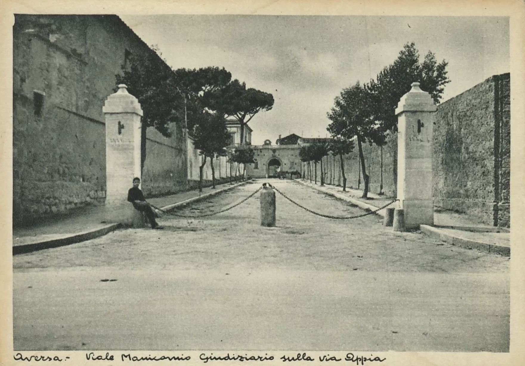 aversa viale manicomio giudiziario opg.jpg