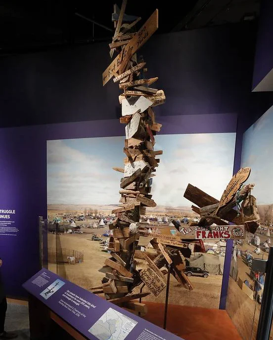 John Richard Edwards (Onondaga), Mile-marker post / Photo by Paul Morigi/AP Images for the National Museum of the American Indian.