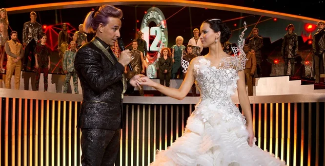 catching-fire-comic-con-trailer-e1399339543578.jpg
